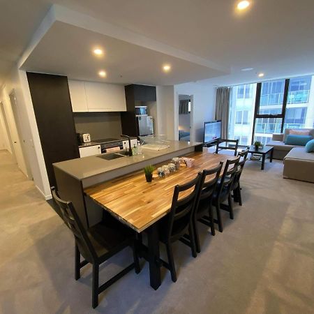 2 Bed 2 Bath Luxury Apartment In Braddon Canberra - Free Heated Pool, Gym, Parking Экстерьер фото