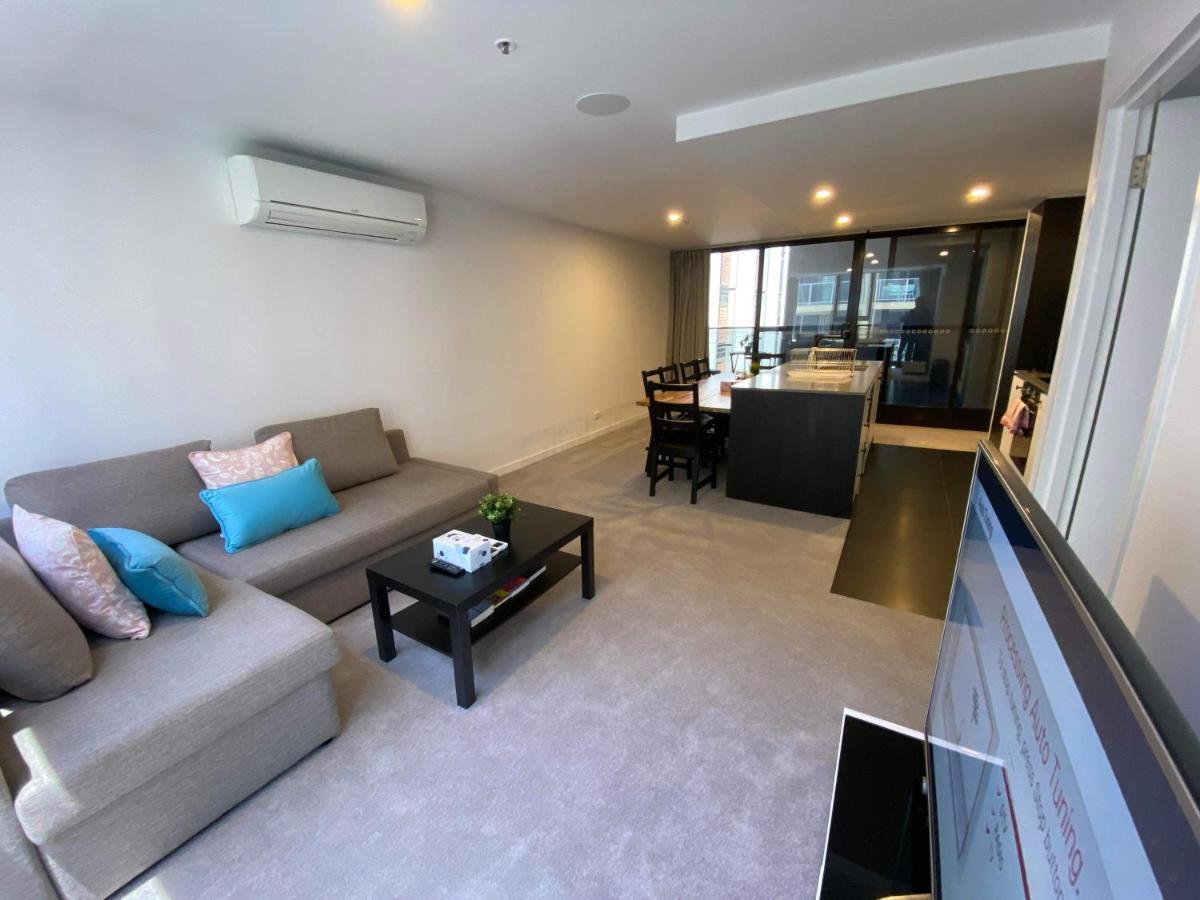 2 Bed 2 Bath Luxury Apartment In Braddon Canberra - Free Heated Pool, Gym, Parking Экстерьер фото